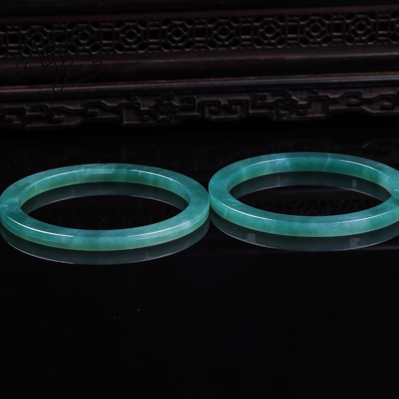 Natural Emerald 48-62mm Burmes - Bracelets ulasan dan harga